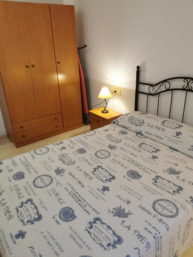 Hostal Residencia Celma ซันต์การ์เลสเดลาราปีตา ภายนอก รูปภาพ